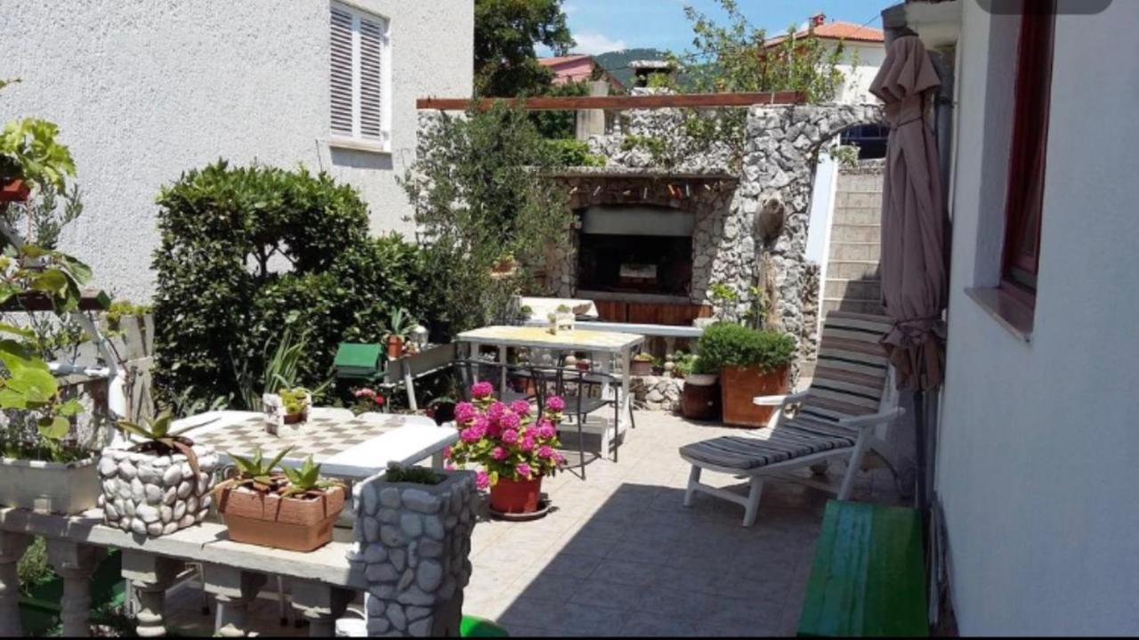 Apppave Apartment Novi Vinodolski Phòng bức ảnh
