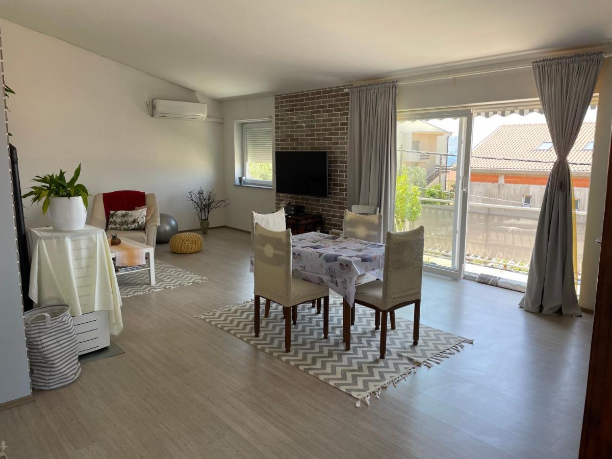 Apppave Apartment Novi Vinodolski Ngoại thất bức ảnh